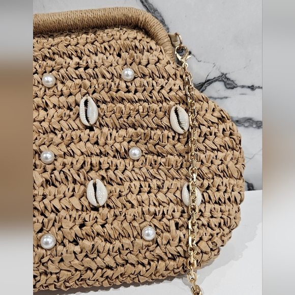 Embellished Beaded Shells and Faux Pearls Straw Frame Clutch Natural Handbag - Picture 3 of 9
